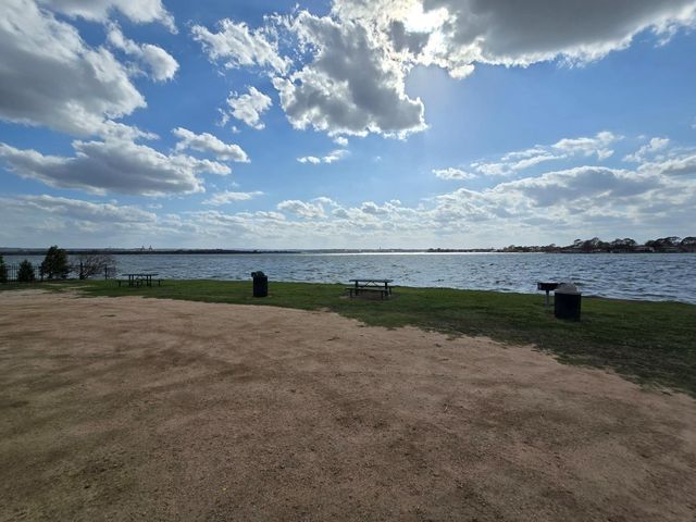 137 Hill Dr DR, Granite Shoals, TX 78654