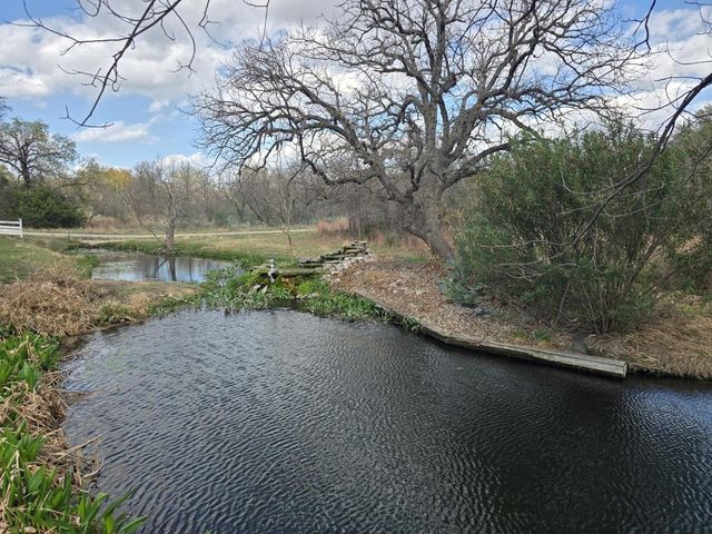 137 Hill Dr DR, Granite Shoals, TX 78654