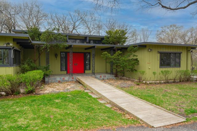 1700 Hillcrest Road, Saint Cloud, MN 56303