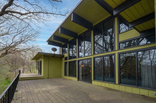1700 Hillcrest Road, Saint Cloud, MN 56303