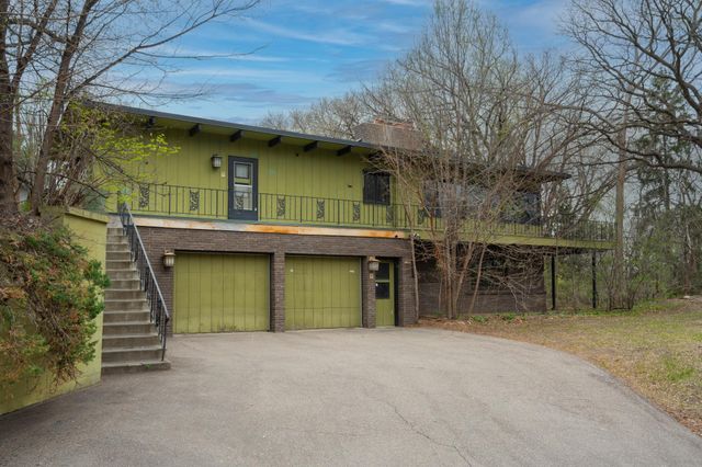 1700 Hillcrest Road, Saint Cloud, MN 56303
