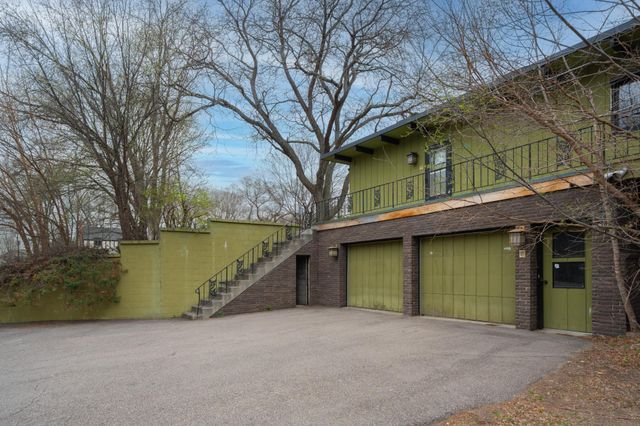 1700 Hillcrest Road, Saint Cloud, MN 56303