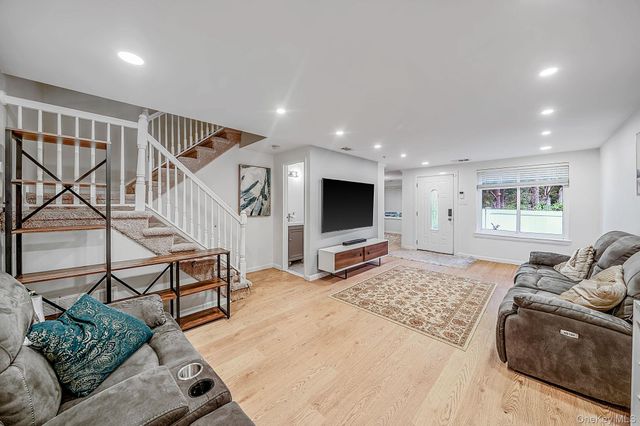 577 Blue Ridge Drive, Medford, NY 11763