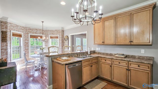 4804 SE Tomahawk Trail, Decatur, AL 35603