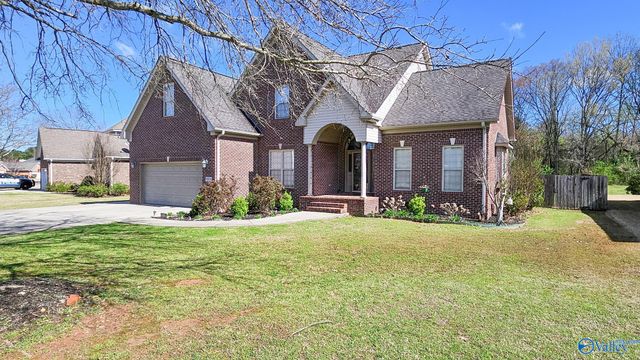 4804 SE Tomahawk Trail, Decatur, AL 35603