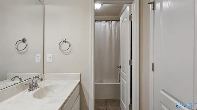 4804 SE Tomahawk Trail, Decatur, AL 35603