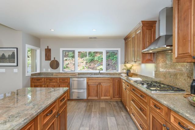 1783 Las Gallinas Ave, San Rafael, CA 94903