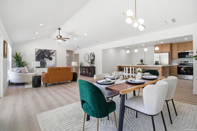 14110 OAKLAND MILLS, San Antonio, TX 78231