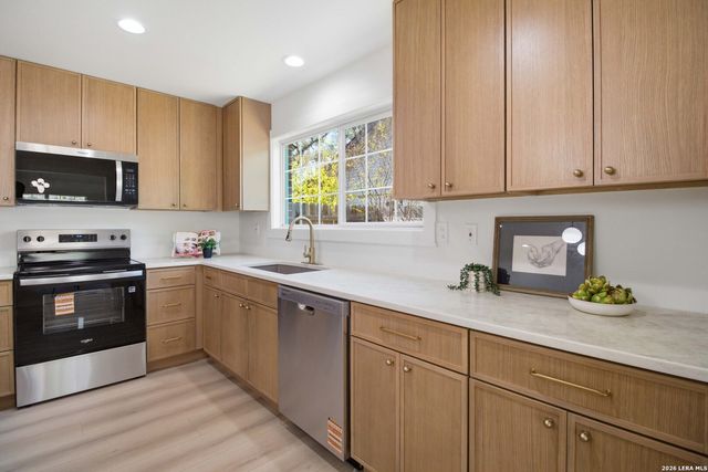 14110 OAKLAND MILLS, San Antonio, TX 78231