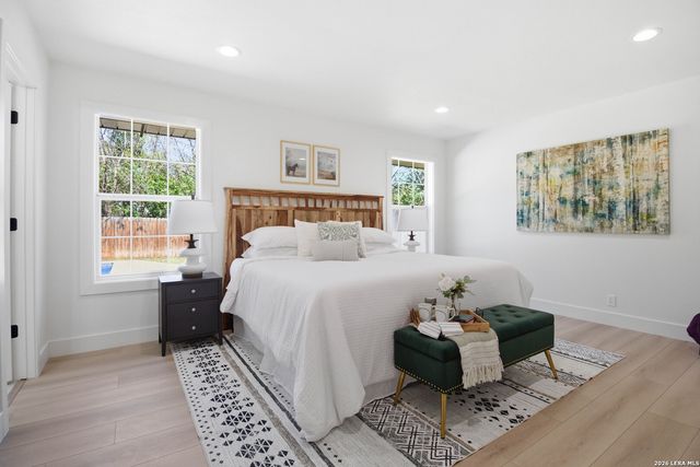 14110 OAKLAND MILLS, San Antonio, TX 78231