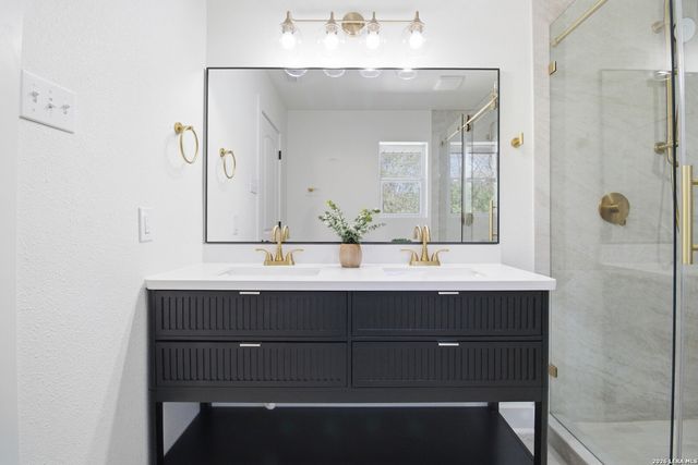 14110 OAKLAND MILLS, San Antonio, TX 78231