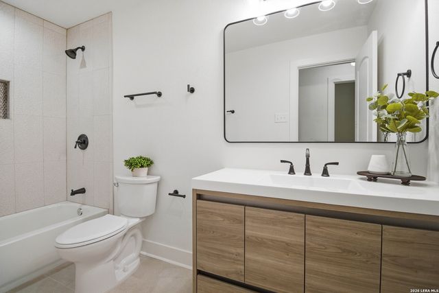 14110 OAKLAND MILLS, San Antonio, TX 78231