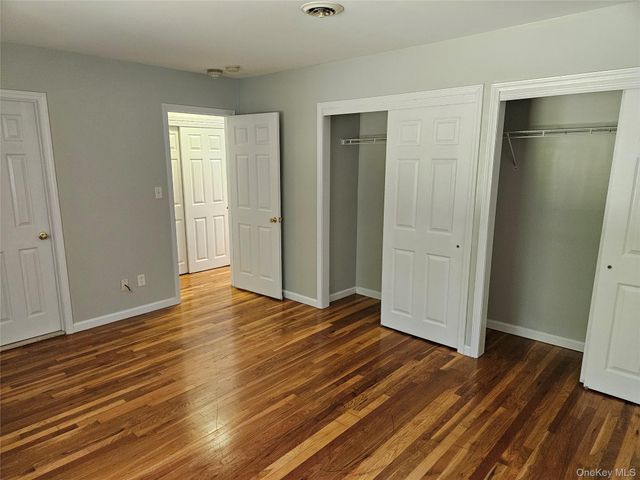 18 Pavilion Ridge Way 17, Suffern, NY 10901
