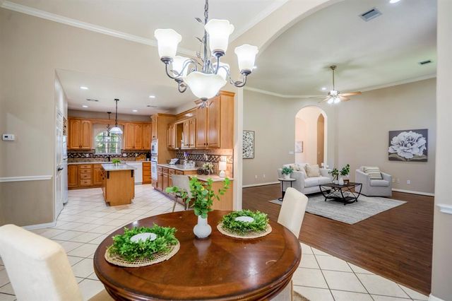 24 Wind River Drive, Conroe, TX 77384