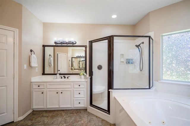 24 Wind River Drive, Conroe, TX 77384