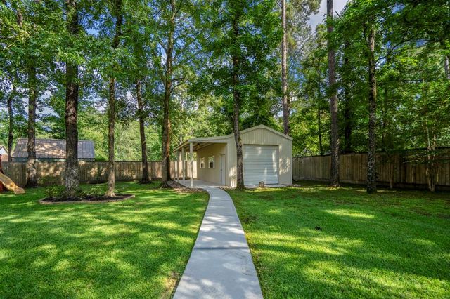 24 Wind River Drive, Conroe, TX 77384
