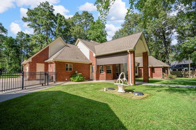 24 Wind River Drive, Conroe, TX 77384