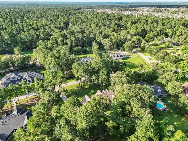 24 Wind River Drive, Conroe, TX 77384