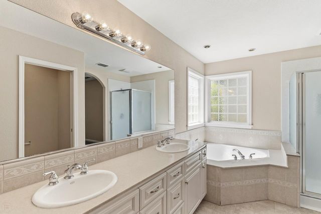 1841 S Willow Creek Dr, Tracy, CA 95376