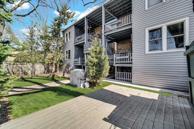 431 S East Avenue 1N, Oak Park, IL 60302