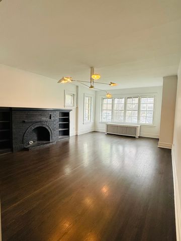 431 S East Avenue 1N, Oak Park, IL 60302