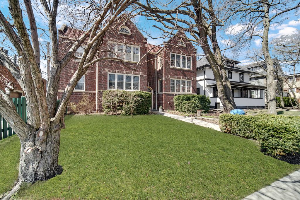 431 S East Avenue 1N, Oak Park, IL 60302