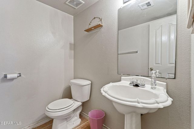 409 DESERT CHICORY Street, El Paso, TX 79928