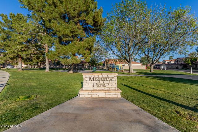 5978 W AURORA Drive, Glendale, AZ 85308