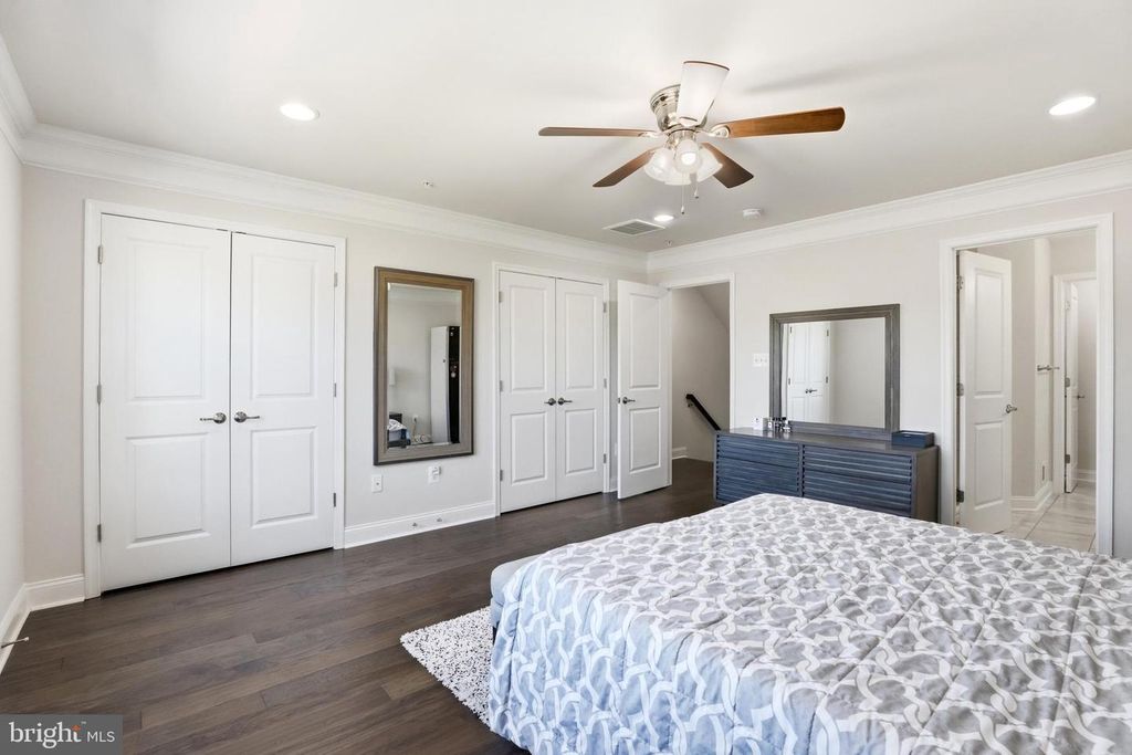 Image 19 of property listing at 7140 BANBURY DR, Hanover, MD 21076