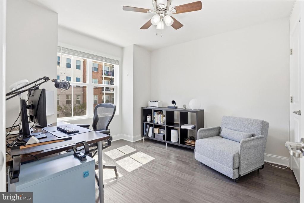 Image 22 of property listing at 7140 BANBURY DR, Hanover, MD 21076