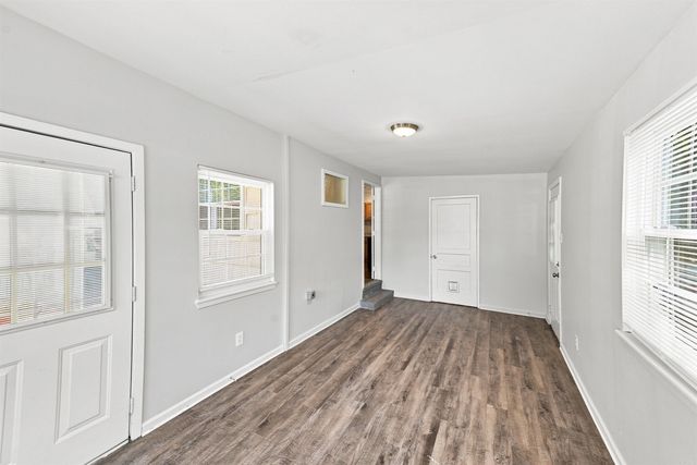 27 Greenway Drive, Little Rock, AR 72209