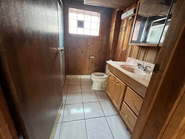 7427 TRIPP Avenue, Skokie, IL 60076