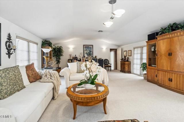 4959 Brewster Drive, Tarzana (los Angeles), CA 91356