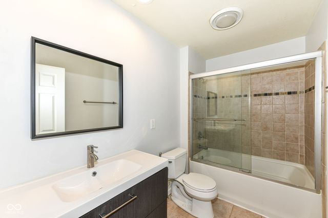 554 E Vermont Street, Indianapolis, IN 46202