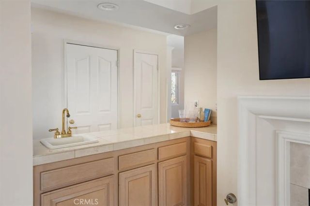 4207 Harbour Island, Oxnard, CA 93035