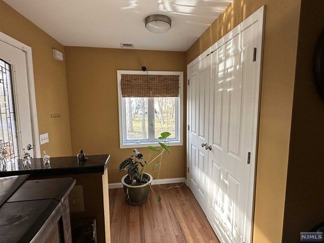 53 Riverlawn Drive, Wayne, NJ 07470