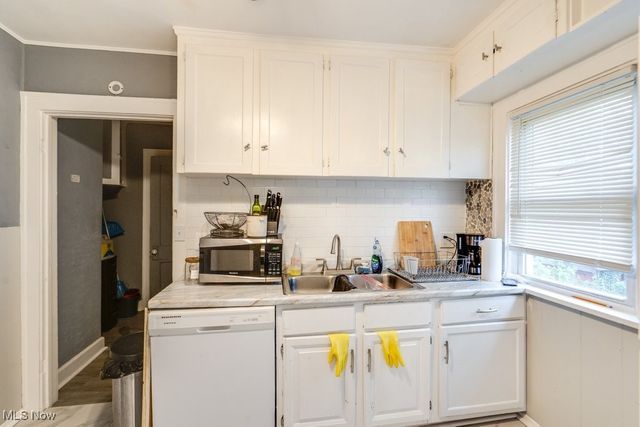 8304 Garfield Boulevard, Garfield Heights, OH 44125