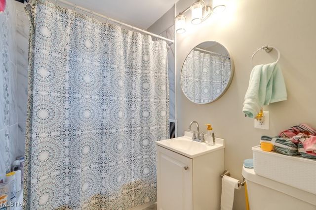 8304 Garfield Boulevard, Garfield Heights, OH 44125