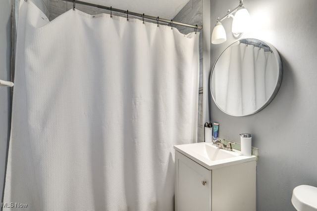 8304 Garfield Boulevard, Garfield Heights, OH 44125