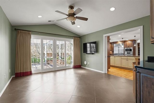 8912 Mohawk Lane, Leawood, KS 66206