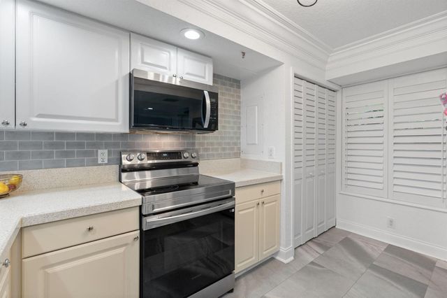 6562 Boca Del Mar Drive 124, Boca Raton, FL 33433