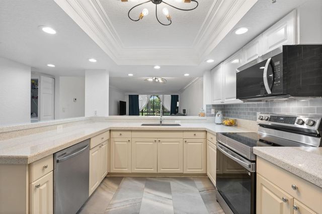 6562 Boca Del Mar Drive 124, Boca Raton, FL 33433