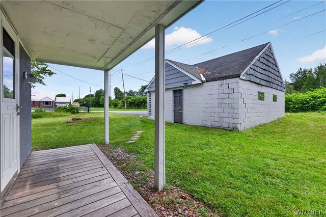 2623 Hakanaw Avenue, Hamburg, NY 14075