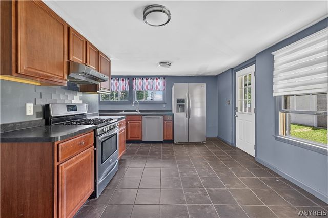 2623 Hakanaw Avenue, Hamburg, NY 14075
