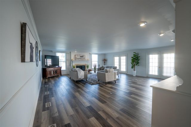 2681 Hadley Road, Lapeer, MI 48446