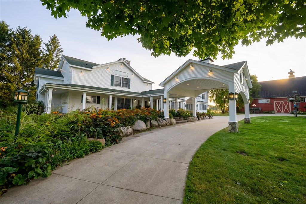 2681 Hadley Road, Lapeer, MI 48446