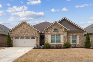 110 Summer Walk Lane, Harvest, AL 35749