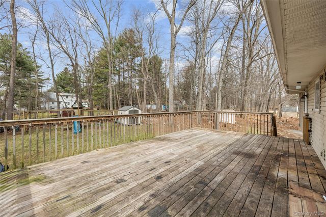 7 Jacqueline Road, Monsey, NY 10952