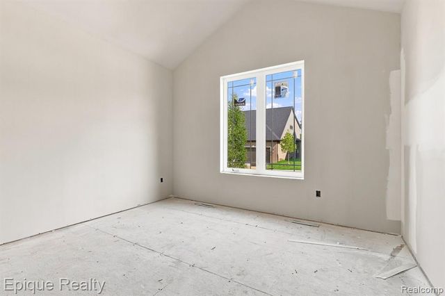 3333 Cornerstone Drive 68, Lake Orion, MI 48360