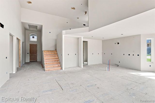 3333 Cornerstone Drive 68, Lake Orion, MI 48360